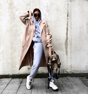 Styling tips to wear a trench coat